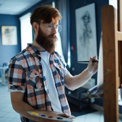 man-in-art-studio-2021-09-24-03-29-58-utc